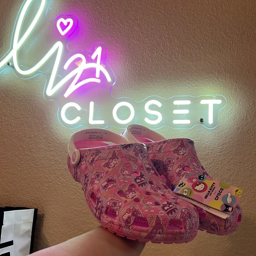 Hello Kitty crocs